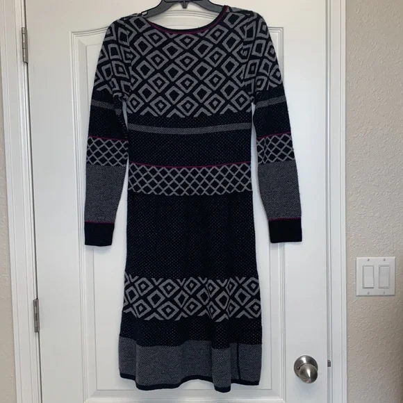 KRIMSON KLOVER  GEOMETRIC PRINT SWEATER DRESS PURPLE Black Gray SZ. M - Picture 2 of 6